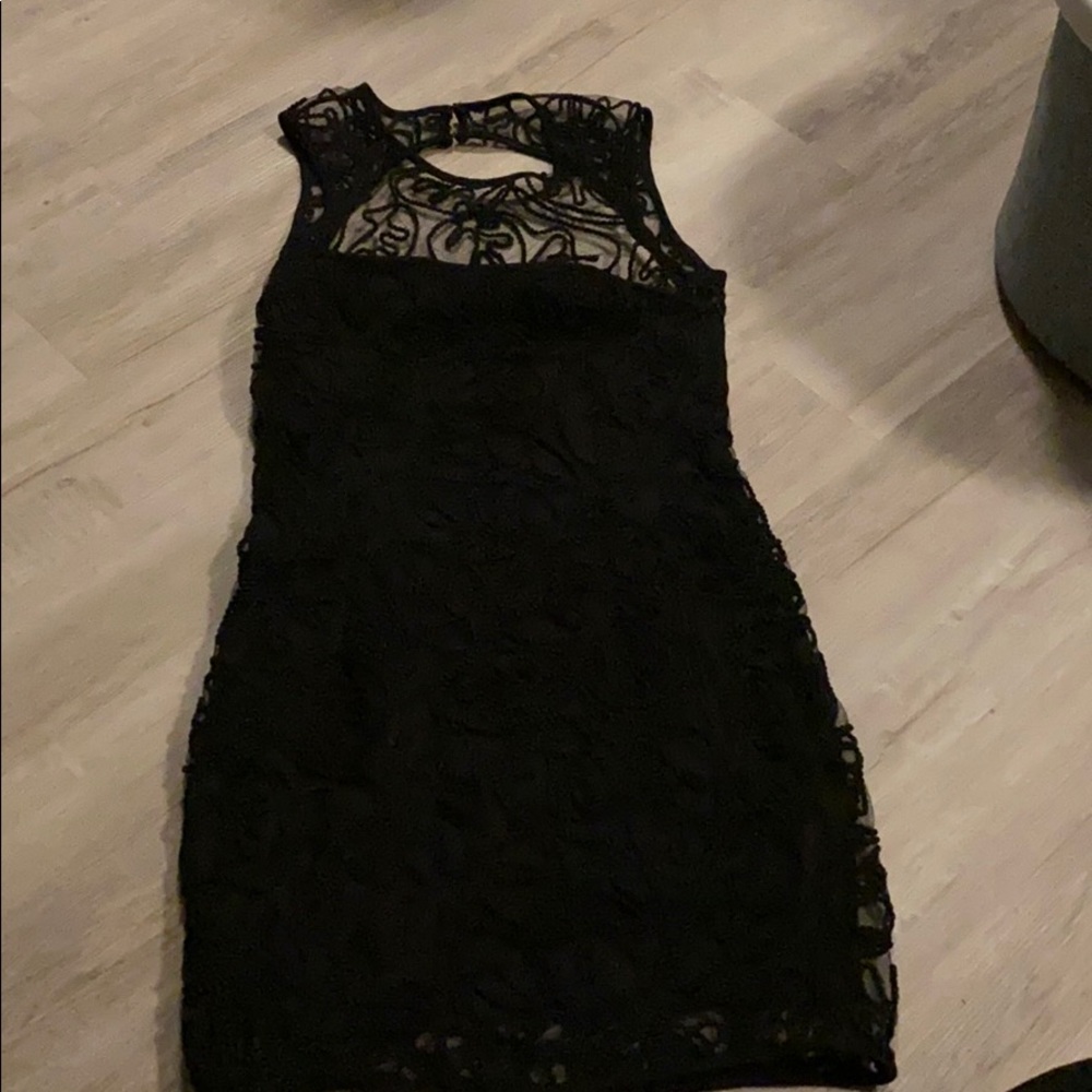 Tobi lace mini dress - Picture 1 of 3
